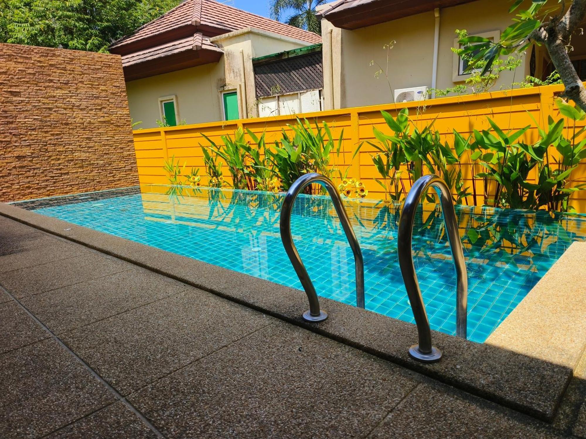 Karon Pool Villa 卡伦3卧泳池别墅 Экстерьер фото